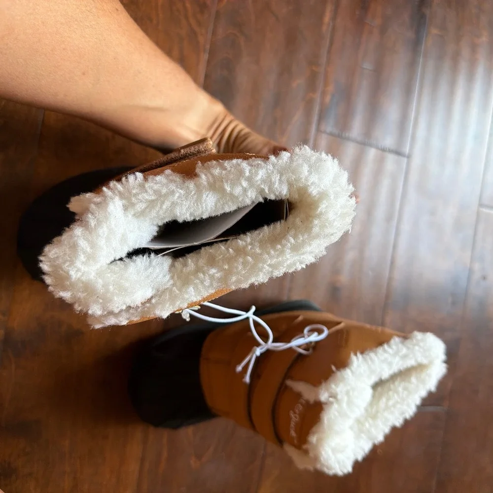 Cat & Jack Denver Tan Waterproof Snow Boots Faux Fur Trim Toddler Size 10 NEW